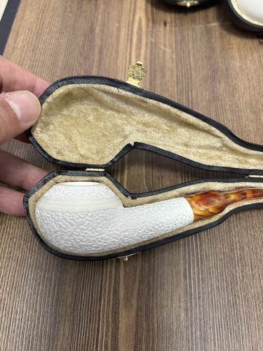 Meerschaum pipes hand carved - hand,
